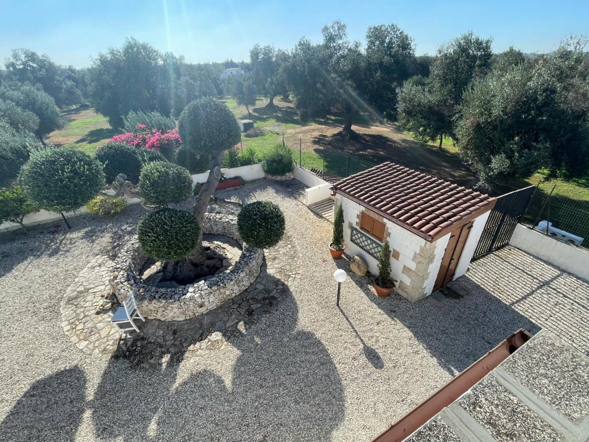 Villa Connie Serranova Exterior foto