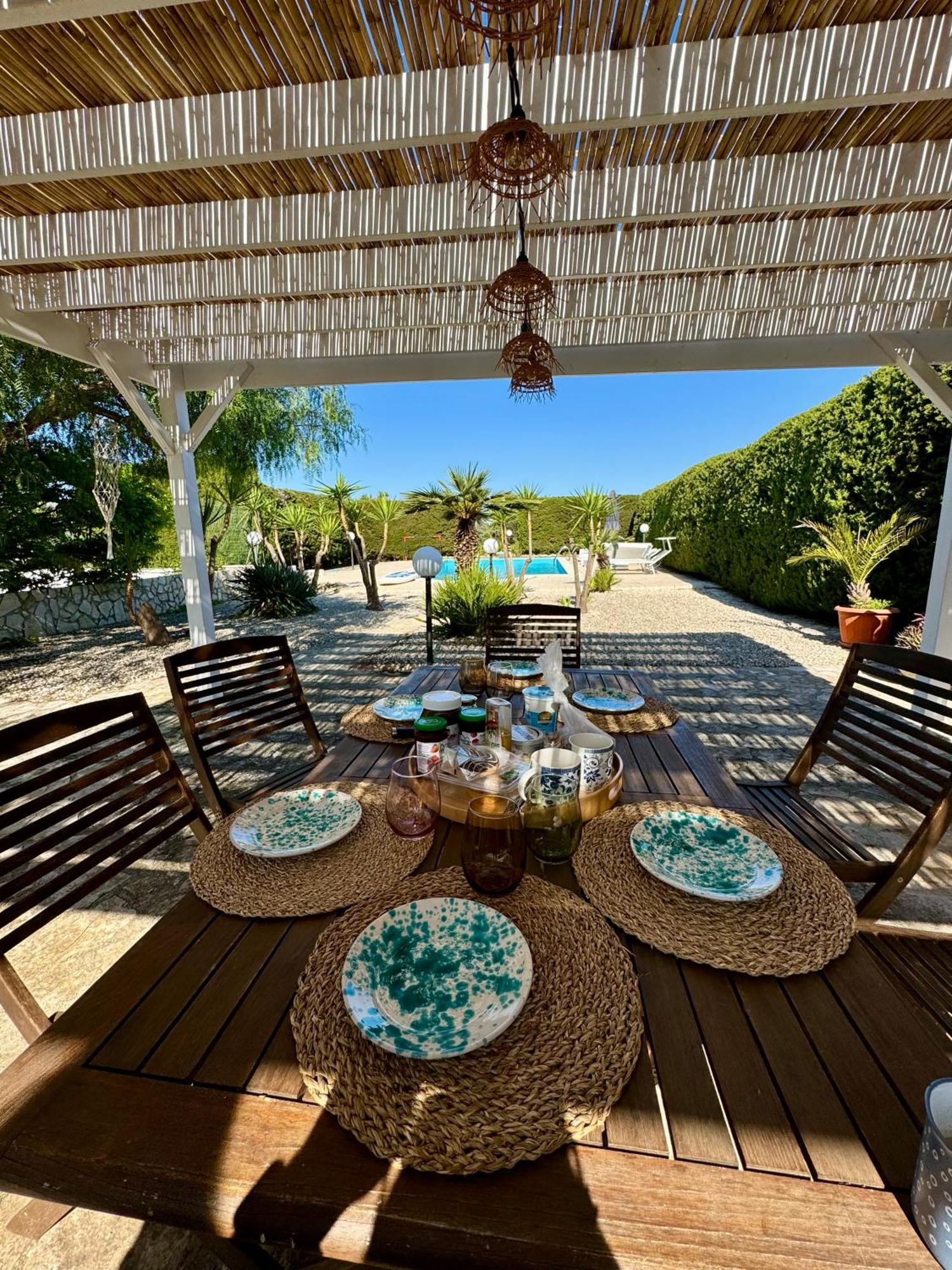Villa Connie Serranova Exterior foto